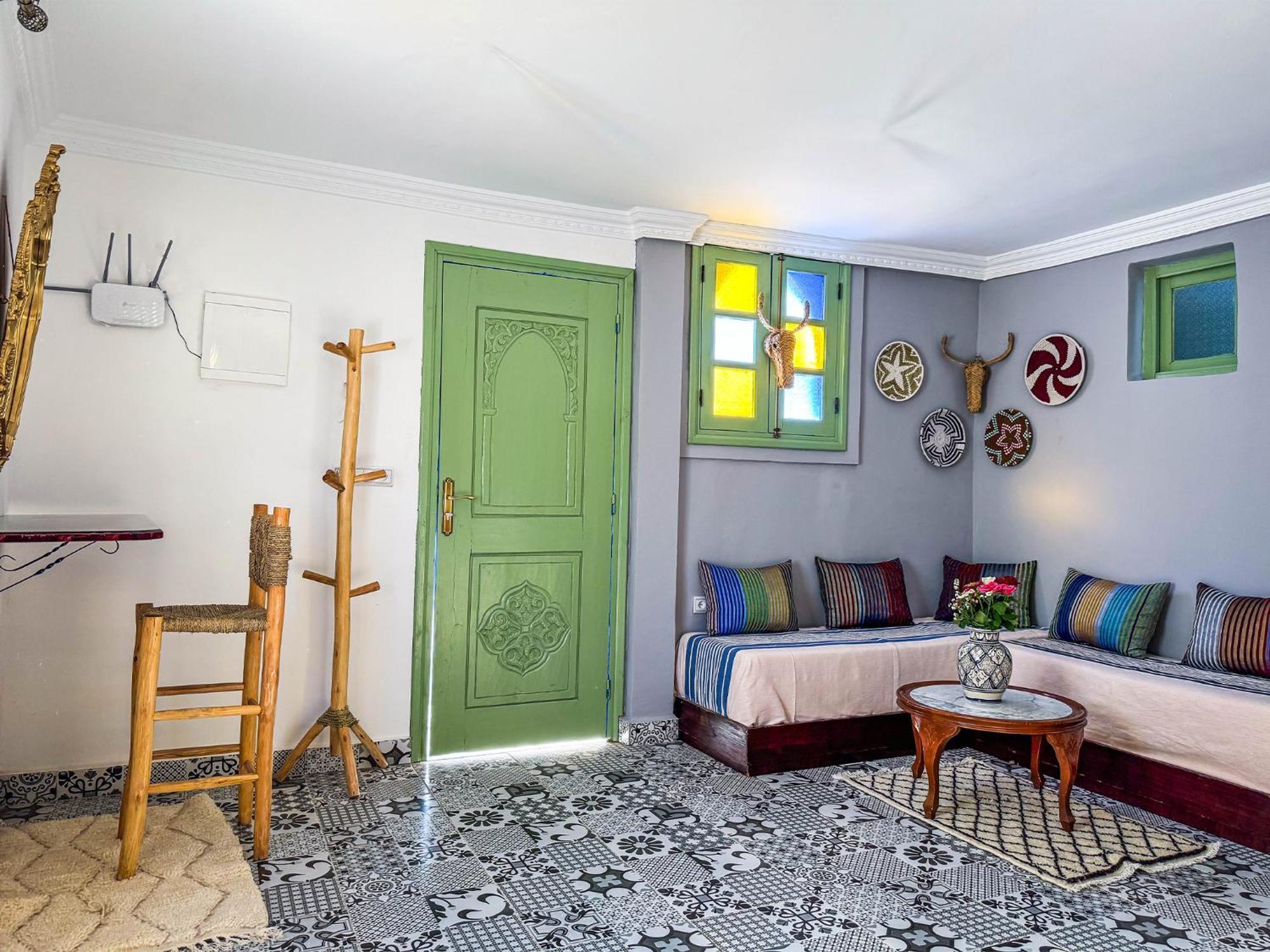 Dar Sharif Tanger Bed & Breakfast Bagian luar foto