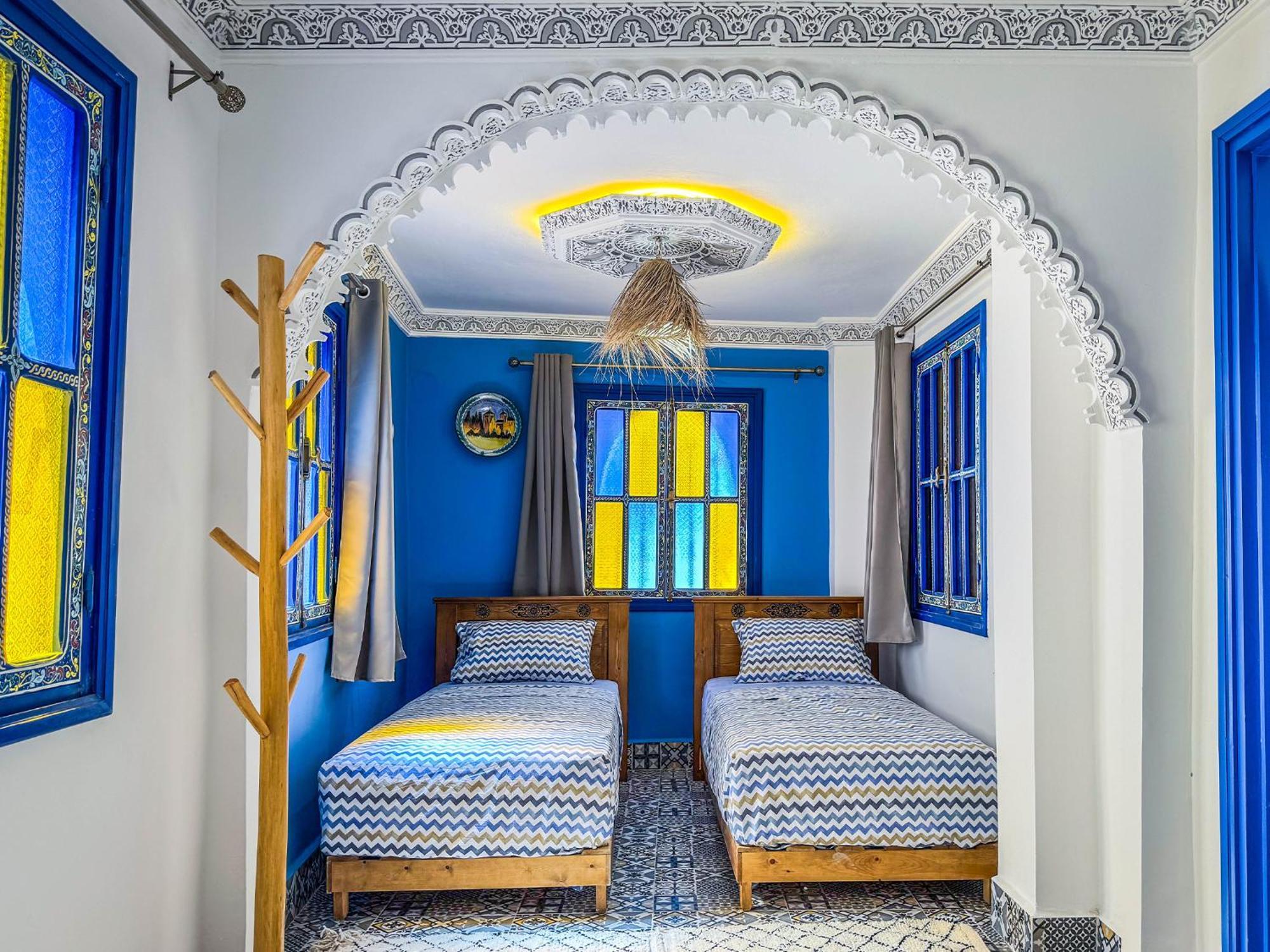 Dar Sharif Tanger Bed & Breakfast Bagian luar foto